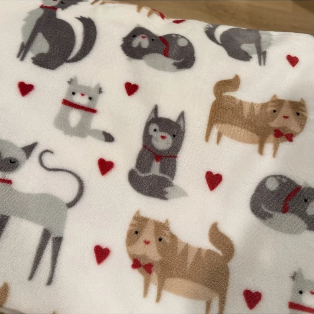 New Cynthia Rowley Valentines Day Cats & Hearts 60 x 70